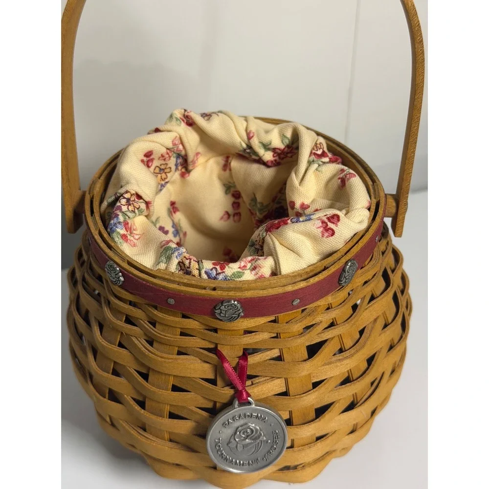 Longaberger Pasadena Tournament of Roses Sweetheart Basket Brown Floral 2004